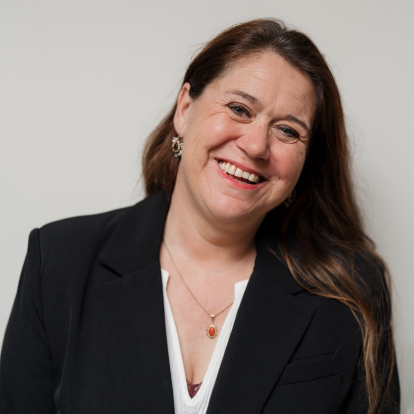 Kirstie Schmitz - Loke